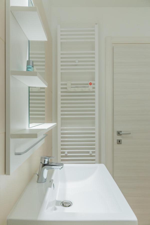 Atlas Unirii: Upscale Flats In The Heart Of Bucharest! Exteriör bild